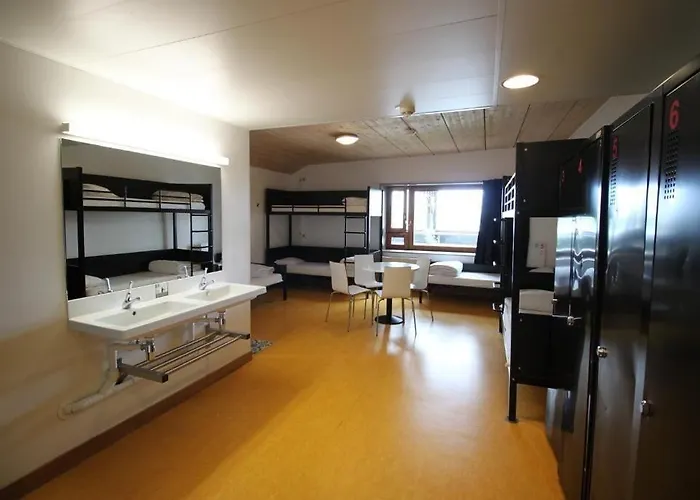 Hi Yves Robert 旅馆 *