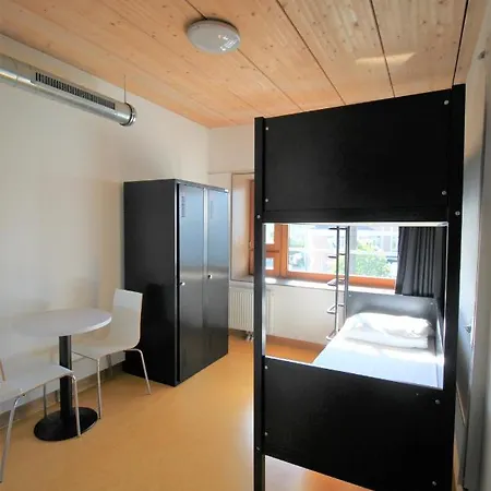 Hostel Hi Yves Robert Paris