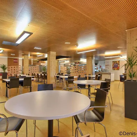 Hi Yves Robert Hostal